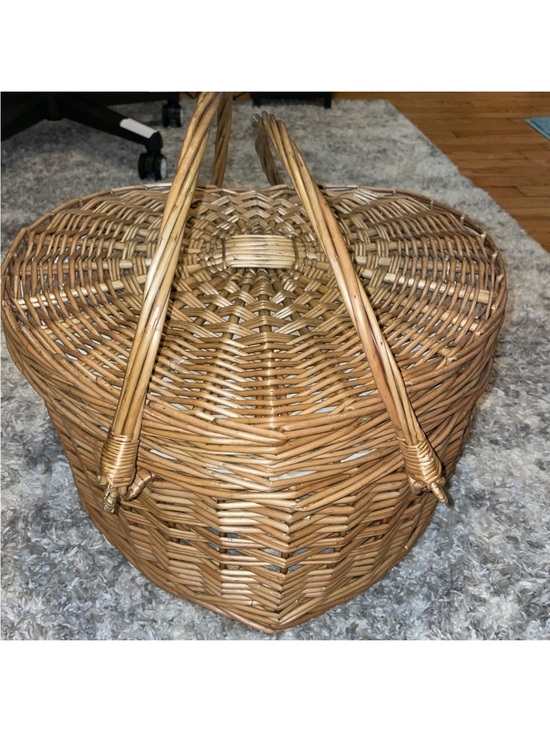Picnic Time Other - Large Heart Woven Wicker Picnic Basket Handled Tote